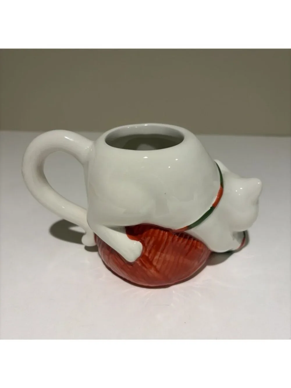 Wondershop Figural Cat Mug 15 Oz Playful Kitten with Yarn Colorful Cat Lover